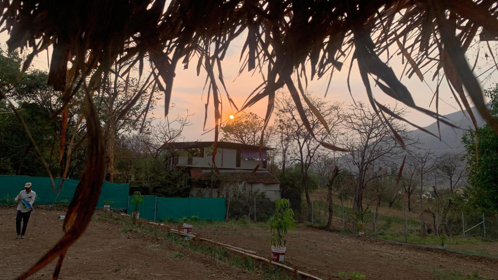 Gokul Agro Camping Wai Villa Panchgani Esterno foto