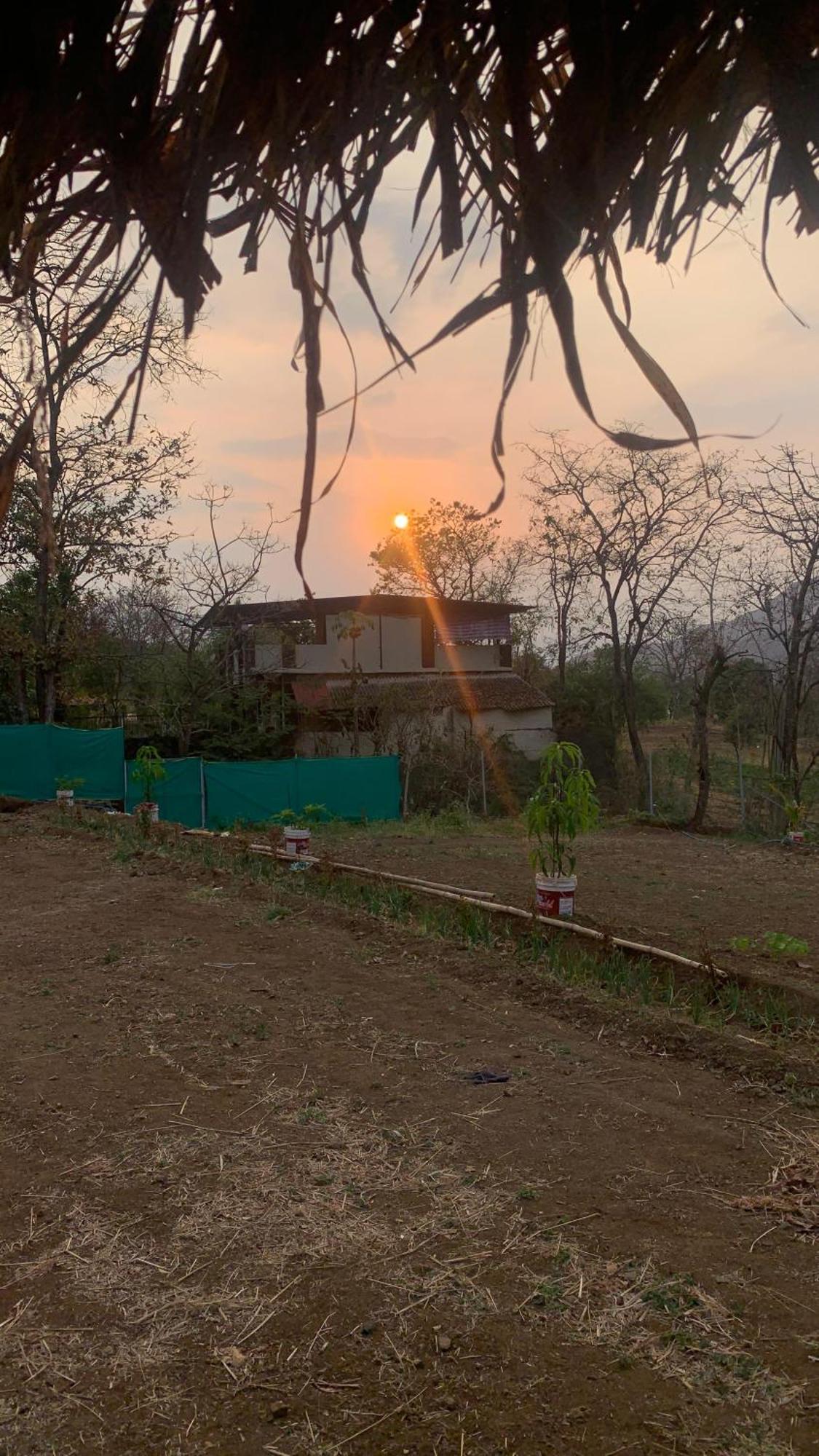 Gokul Agro Camping Wai Villa Panchgani Esterno foto